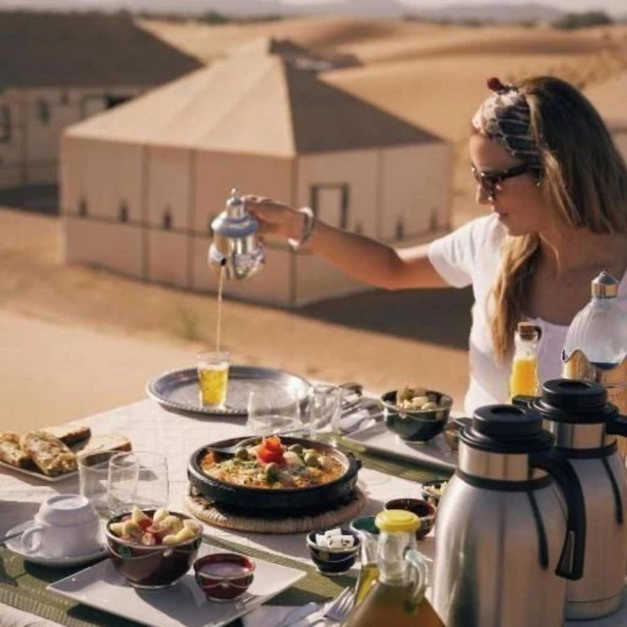 Overnight Luxury Camp Мерзуга Екстер'єр фото