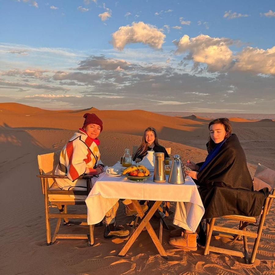 Overnight Luxury Camp Мерзуга Екстер'єр фото